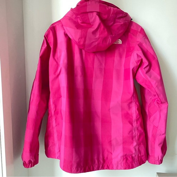 THE NORTH FACE Hyvant Ski Jacket, Pink, Checkered - Picture 6 of 12